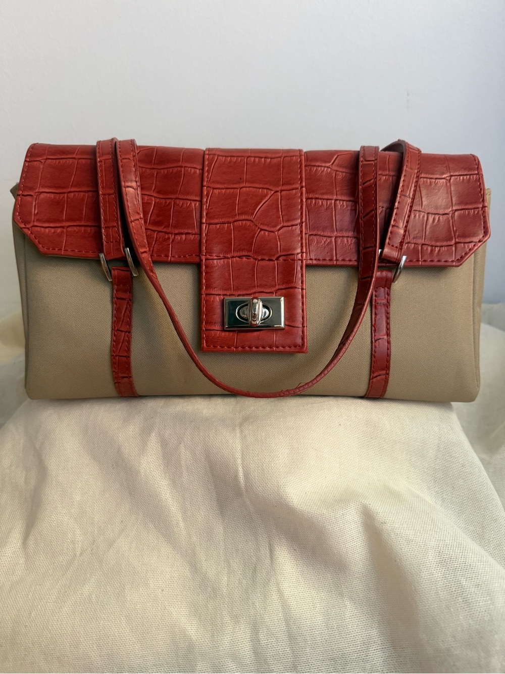 Vintage Red Faux Croc Trim Nylon Look Shoulder Tote Bag Turn Lock
